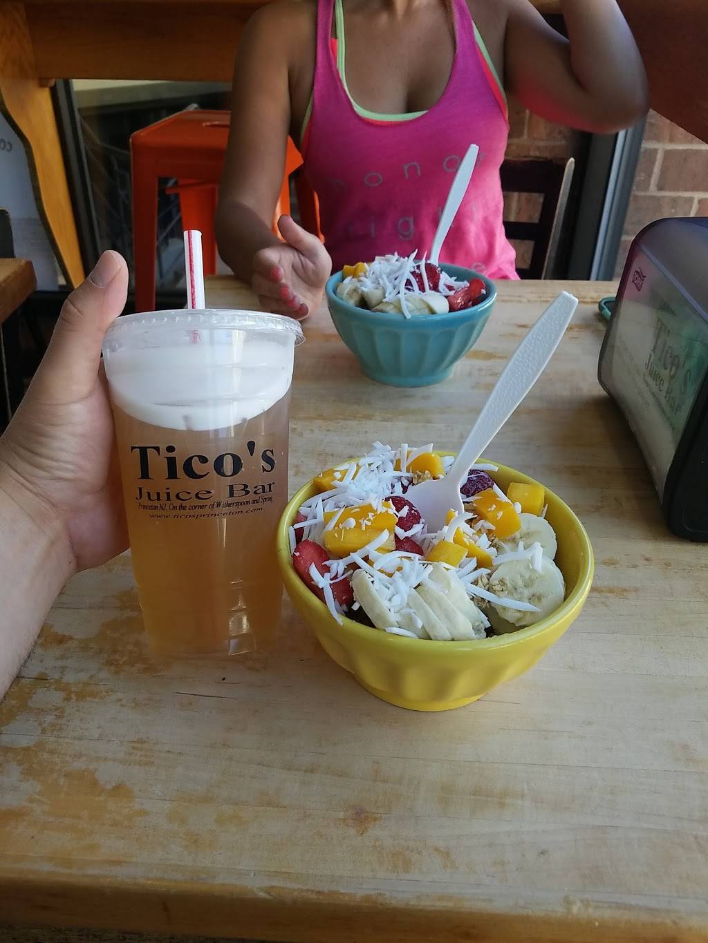 Ticos Eatery & Juice Bar | restaurant | 33 Witherspoon St, Princeton, NJ 08542, USA | 6092520300 OR +1 609-252-0300