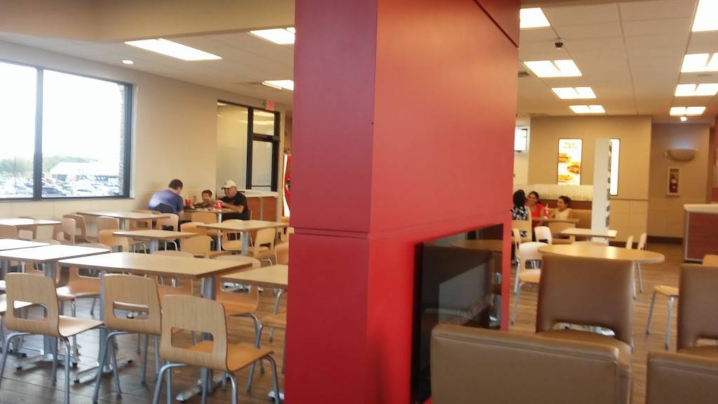 Wendys | restaurant | 1305 7th St S, Clanton, AL 35045, USA | 2052801200 OR +1 205-280-1200