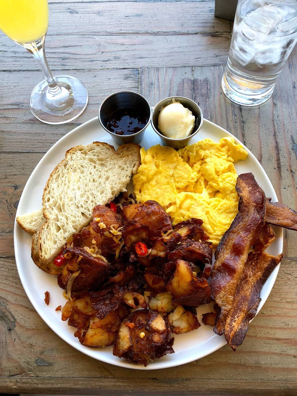 Reservoir | restaurant | 4409, 1551 N Palm Canyon Dr suite b, Palm Springs, CA 92262, USA | 7605071640 OR +1 760-507-1640