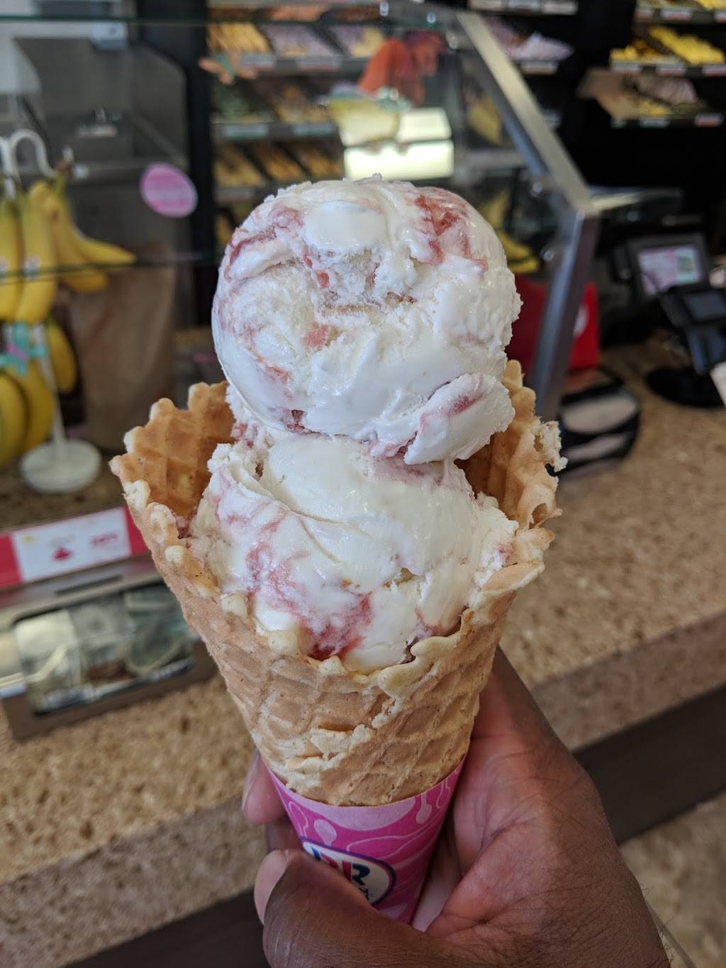 Dunkin Donuts | cafe | 950 W Lumsden Rd, Brandon, FL 33511, USA | 8136893865 OR +1 813-689-3865