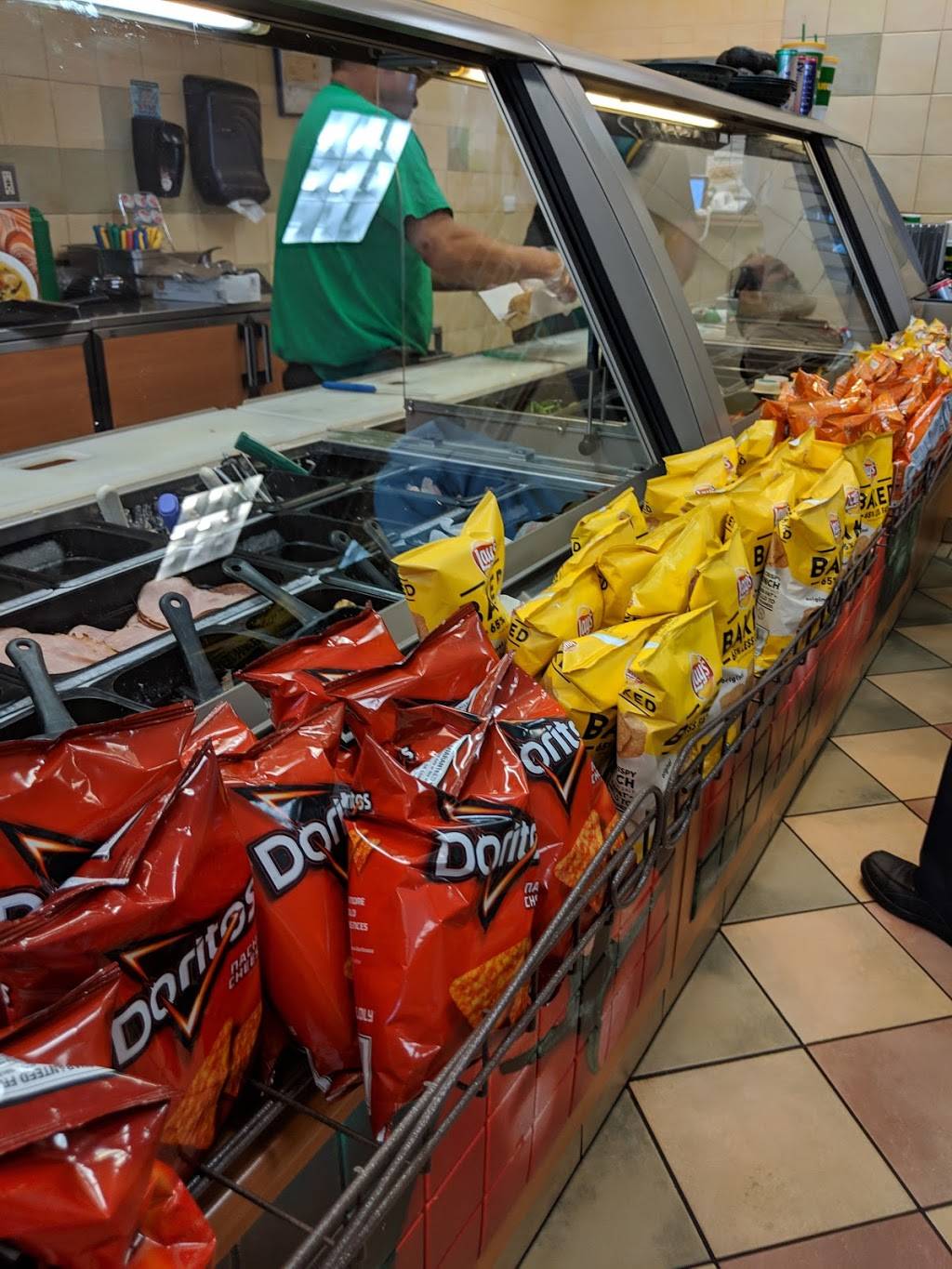 Subway | restaurant | 501 S Reino Rd B, Thousand Oaks, CA 91362, USA | 8053769557 OR +1 805-376-9557