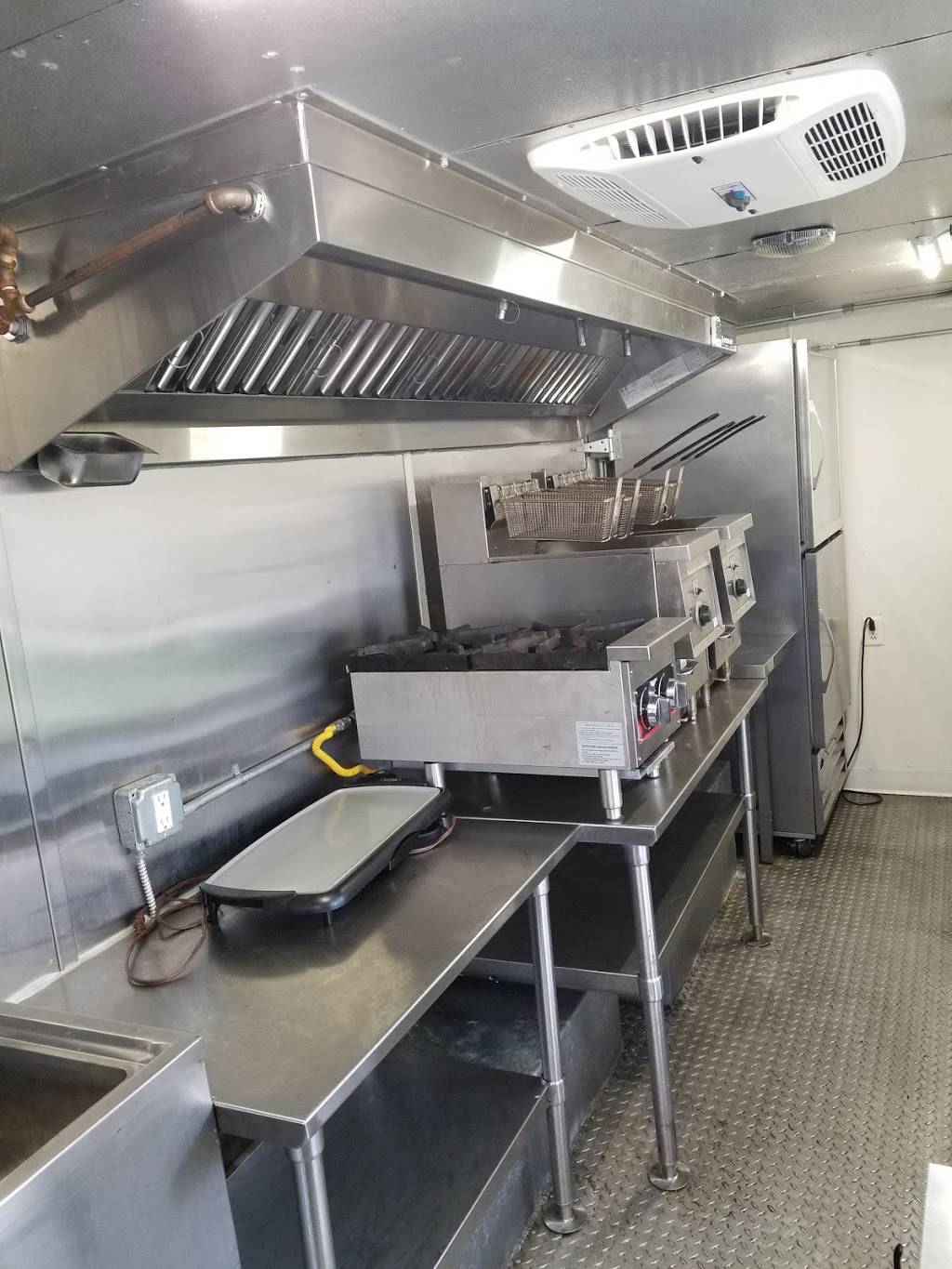 Tacos Mi Casita | restaurant | 4633 Clairmont Dr, Columbus, IN 47203, USA | 8123747679 OR +1 812-374-7679