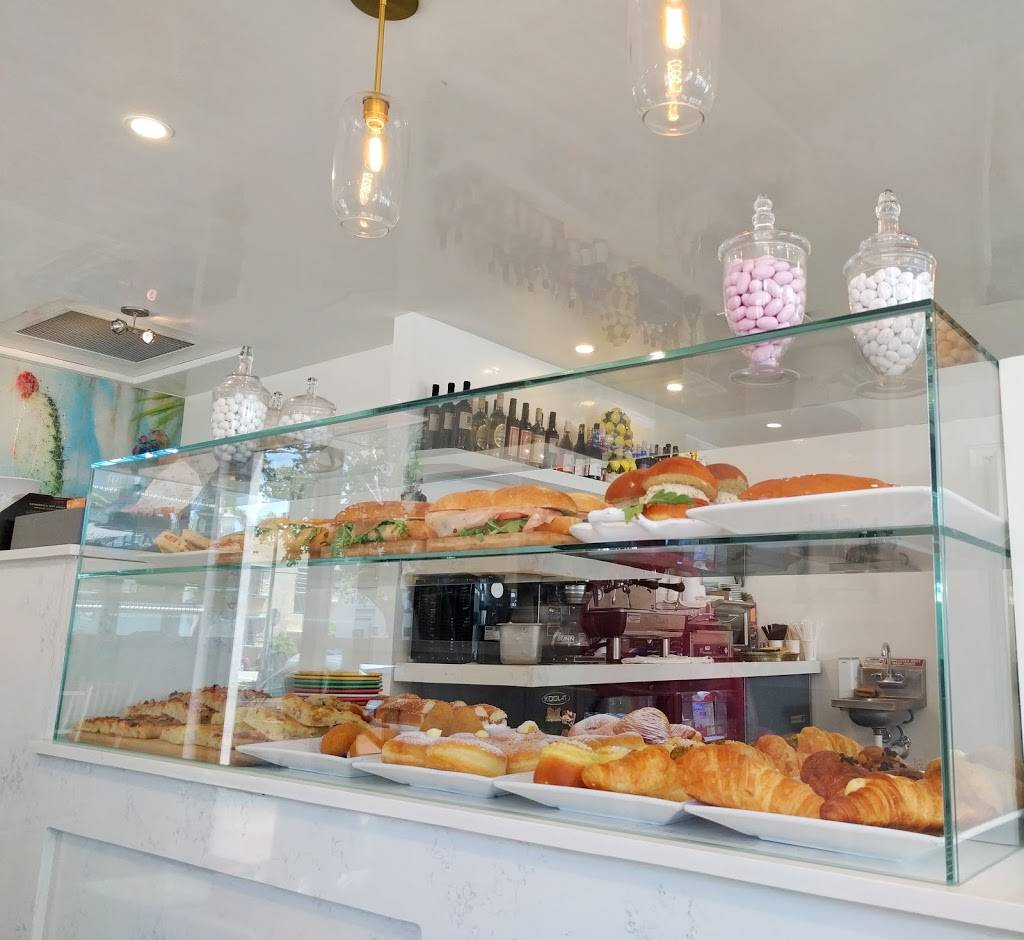 Sciuri Cafe and Pizzeria | restaurant | 541 Jefferson Ave, Miami Beach, FL 33139, USA | 7862167056 OR +1 786-216-7056