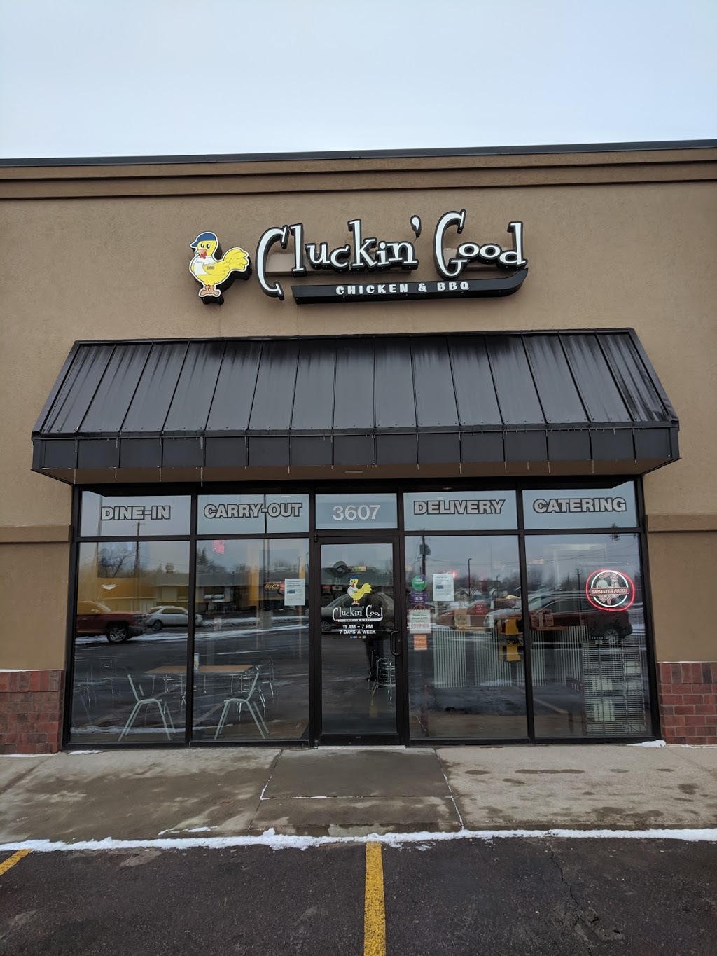 Cluckin Good Chicken & BBQ | restaurant | 3607 E 10th St, Sioux Falls, SD 57103, USA | 6053367260 OR +1 605-336-7260