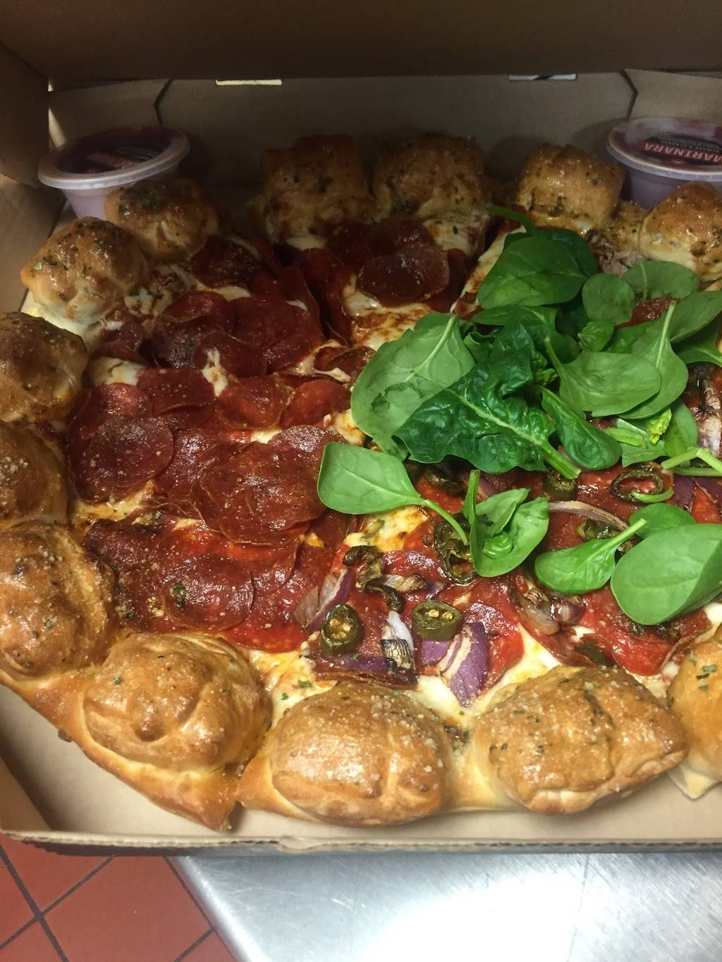 Pizza Hut | restaurant | 12720 Chillicothe Rd, Chesterland, OH 44026, USA | 4407292288 OR +1 440-729-2288