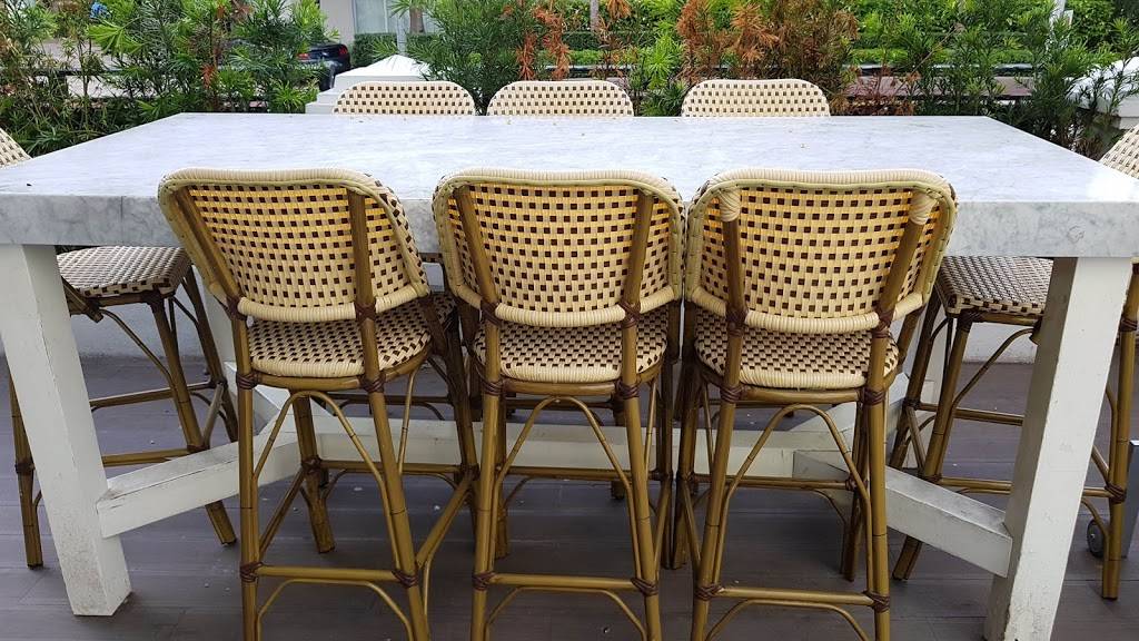 Gin + Collins | restaurant | 2912 Collins Ave, Miami Beach, FL 33140, USA | 7862644720 OR +1 786-264-4720