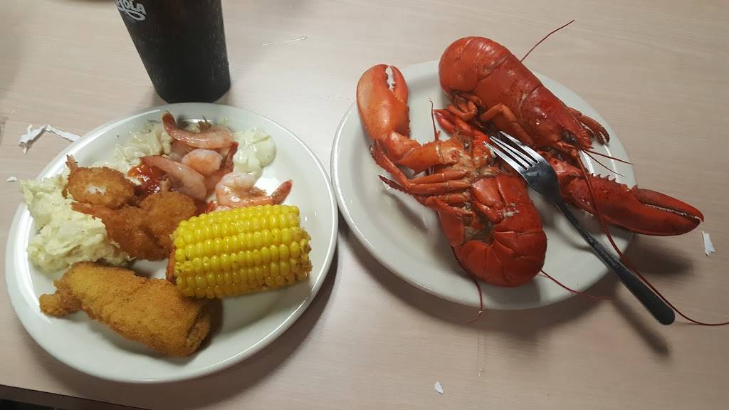 Whipper Snappers | restaurant | 2421 State Hwy 76, Branson, MO 65616, USA | 4173343282 OR +1 417-334-3282