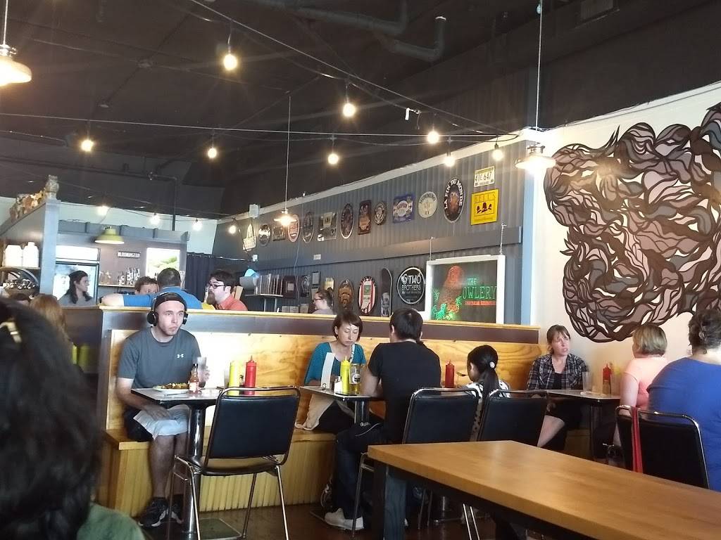 The Owlery Restaurant | restaurant | 118 W 6th St, Bloomington, IN 47404, USA | 8123337344 OR +1 812-333-7344