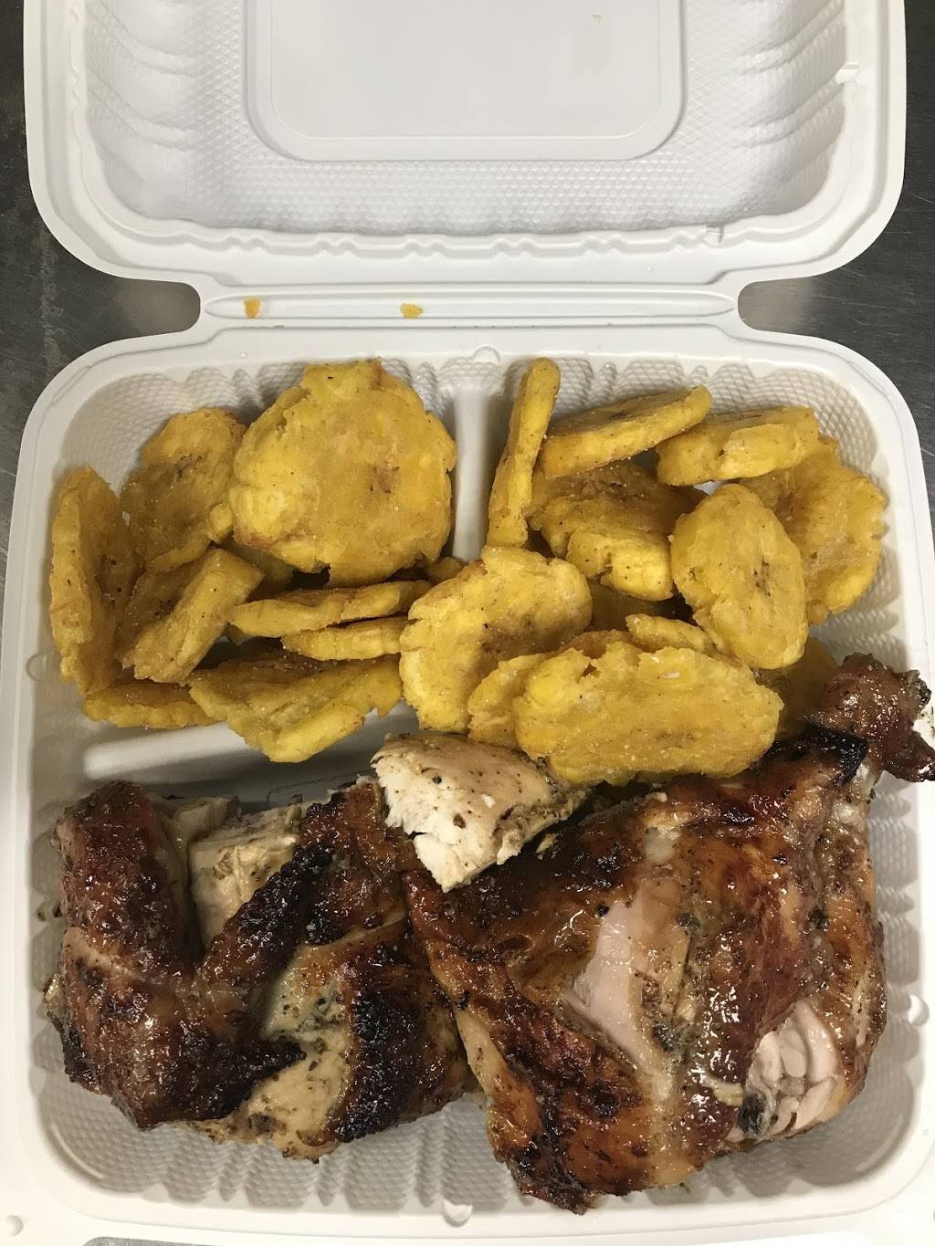 Silvestre Chicken | restaurant | 5922 Riggs Rd, Chillum, MD 20783, USA | 2023044126 OR +1 202-304-4126