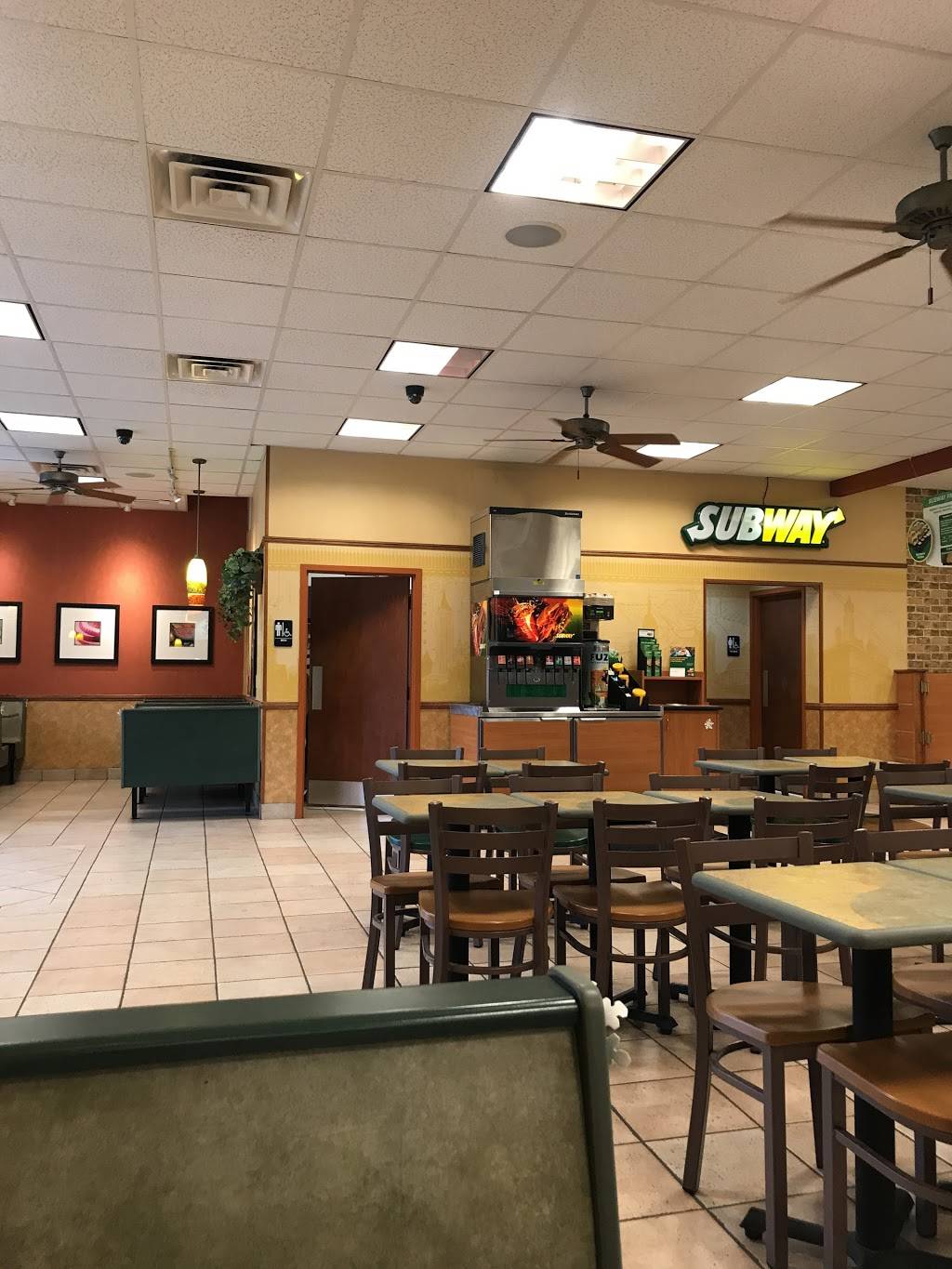 Subway | restaurant | 3529 Lee Hwy, Greenville, VA 24440, USA | 5403373850 OR +1 540-337-3850