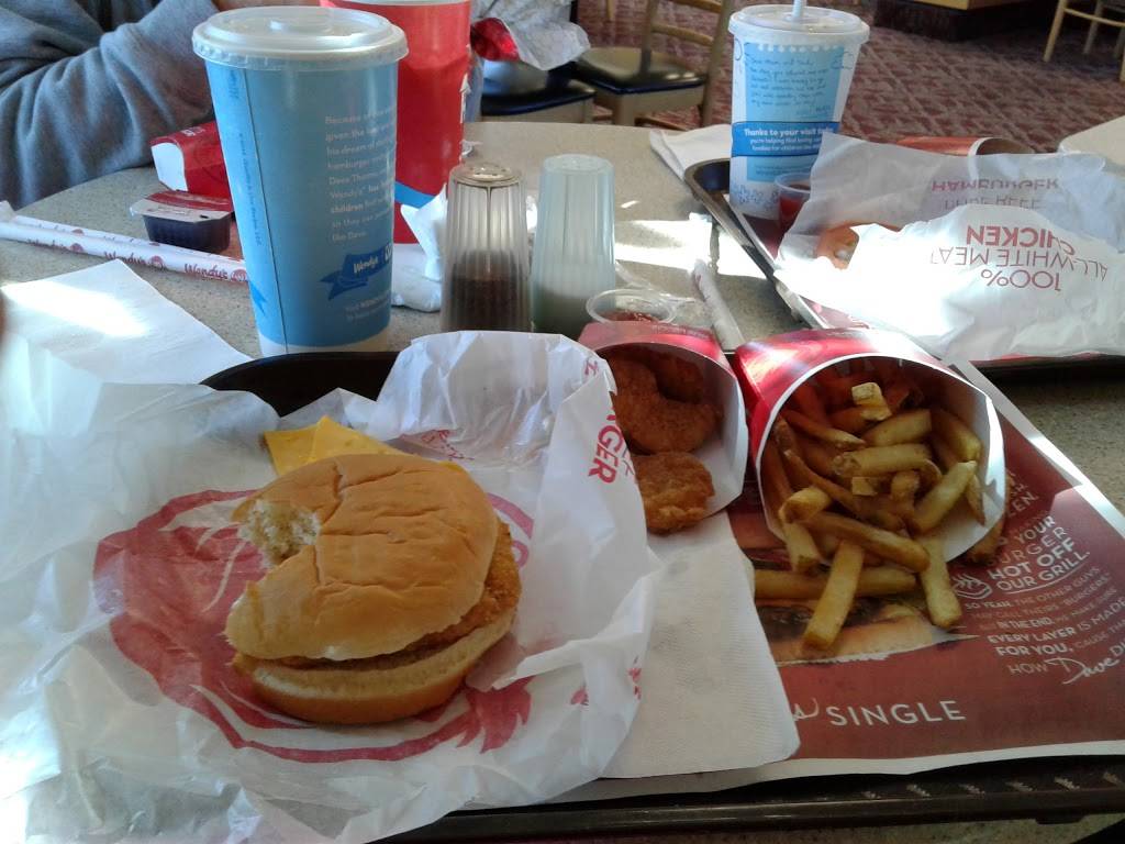 Wendys | restaurant | 16611 Nacogdoches Rd, San Antonio, TX 78247, USA | 2106550567 OR +1 210-655-0567