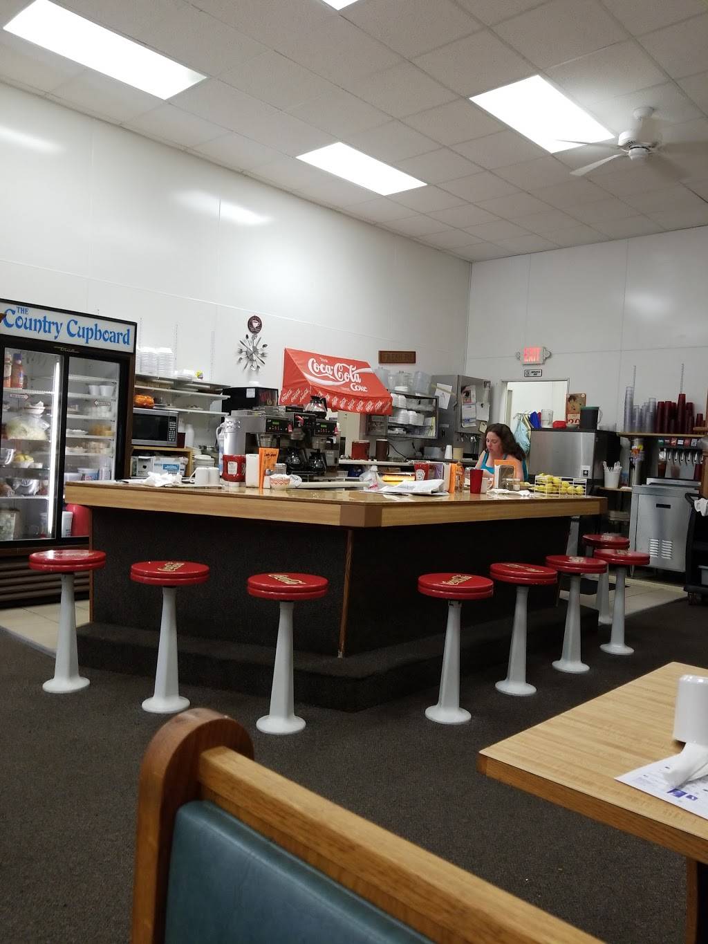Country Cupboard | restaurant | 124 S Vermillion St, Streator, IL 61364, USA | 8156725885 OR +1 815-672-5885