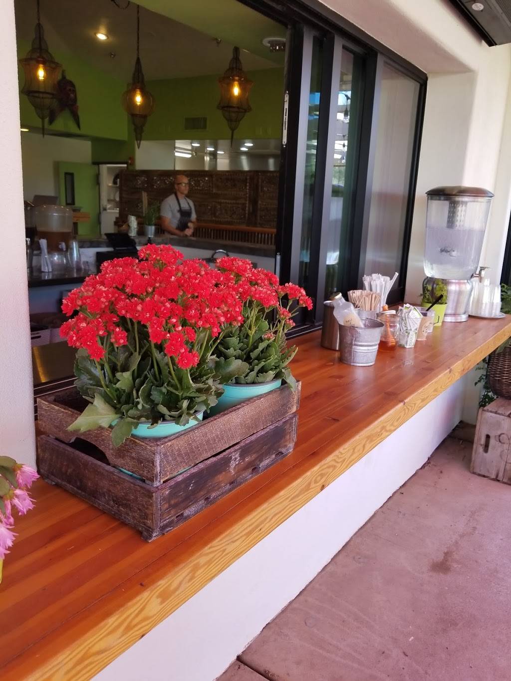 Tempe Meadows | restaurant | 1490 E Weber Dr, Tempe, AZ 85281, USA | 4809993424 OR +1 480-999-3424