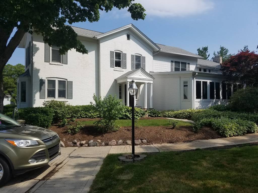 The Aberdeen Inn | restaurant | 3158 IN-2, Valparaiso, IN 46385, USA | 2194653753 OR +1 219-465-3753