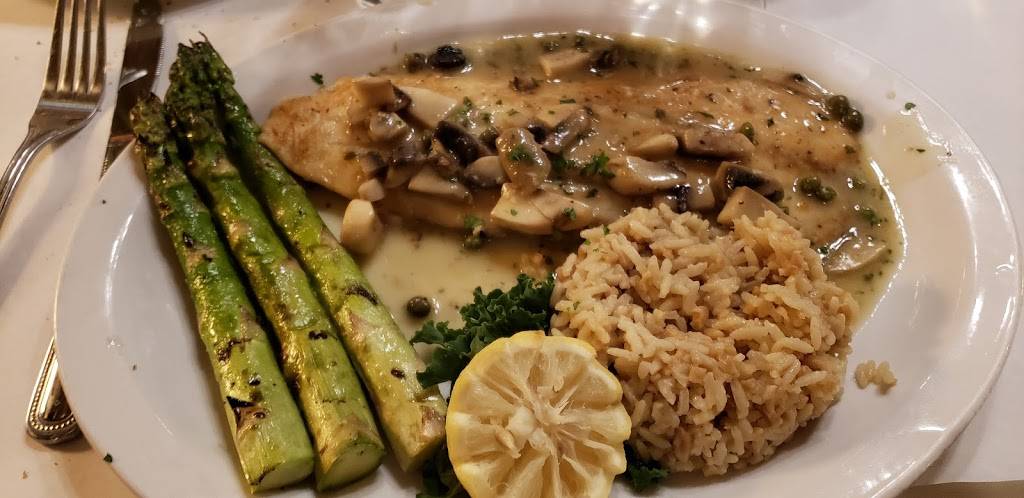 Chessies Restaurant | meal takeaway | 200 Applebee St, Barrington, IL 60010, USA | 8473825020 OR +1 847-382-5020