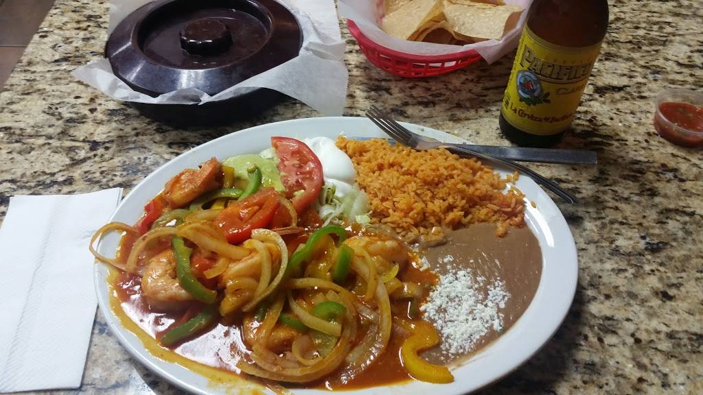 Taqueria La Estrella | restaurant | 1226 W Lathrop Rd, Manteca, CA 95336, USA | 2098242111 OR +1 209-824-2111
