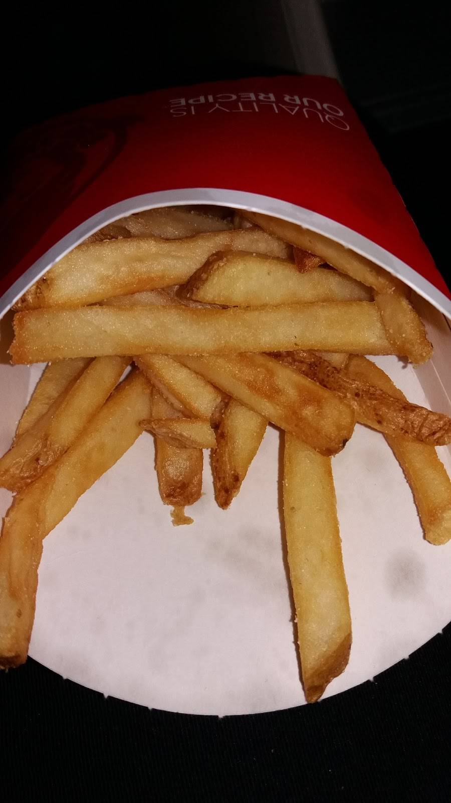 Wendys | restaurant | 27672 Jefferson Ave, Temecula, CA 92590, USA | 9515876151 OR +1 951-587-6151