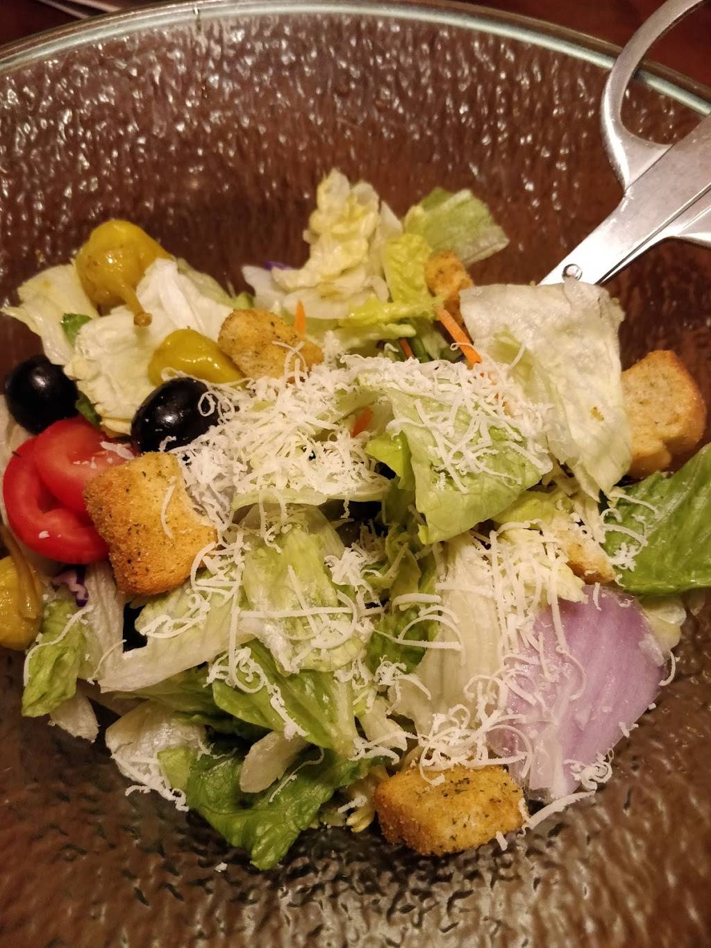 Olive Garden Italian Restaurant | meal takeaway | 30 E Anthony Dr, Champaign, IL 61820, USA | 2173516339 OR +1 217-351-6339