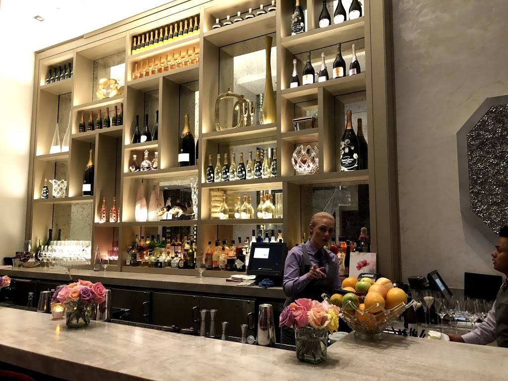 Bloom & Bee | restaurant | 1600 W Loop S, Houston, TX 77027, USA | 3462275139 OR +1 346-227-5139