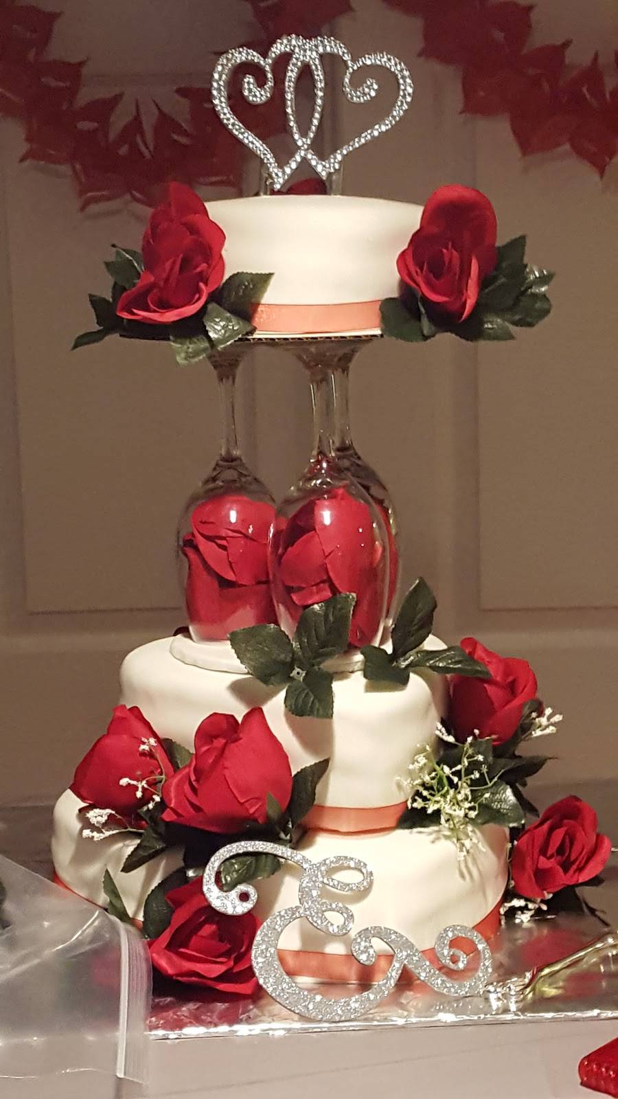 Bad To the Bone | restaurant | 12 Windsor Rd, Hamden, CT 06517, USA | 2032887888 OR +1 203-288-7888