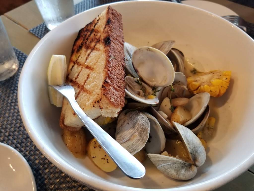 Off the Hook | restaurant | 769 Garfield Pkwy, Bethany Beach, DE 19930, USA | 3028291424 OR +1 302-829-1424