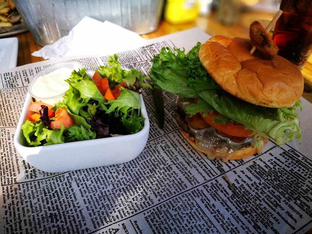 Lucky Fools Pub | restaurant | 75 E High St, Moorpark, CA 93021, USA | 8055321500 OR +1 805-532-1500