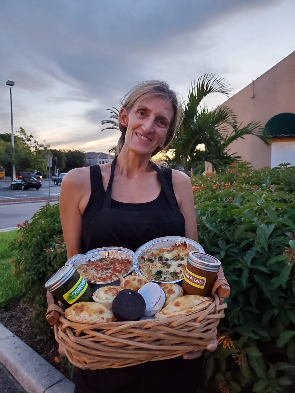 Pilars Empanadas Argentinas Gourmet | restaurant | 1400 Colonial Blvd Suite 35, Fort Myers, FL 33907, USA | 2392017078 OR +1 239-201-7078