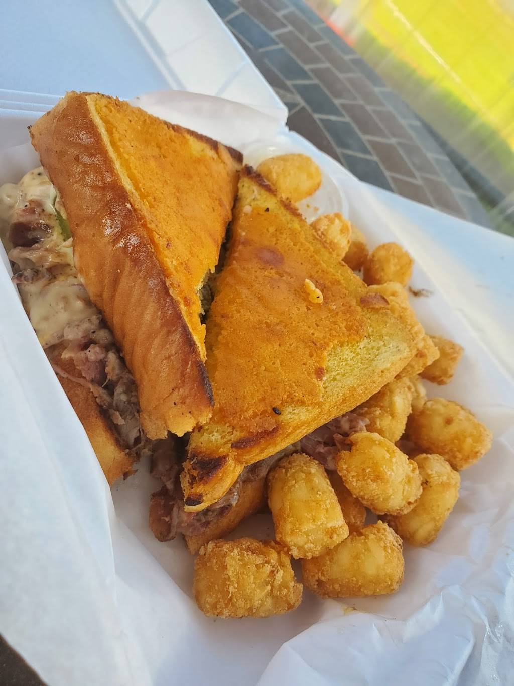 Southern Pacific Grill | restaurant | 2425 NE McDonald Ln, McMinnville, OR 97128, USA | 9718320818 OR +1 971-832-0818