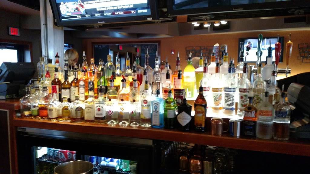 Shenannigans Bar | restaurant | 332 W Broadway, Boston, MA 02127, USA | 6172699509 OR +1 617-269-9509