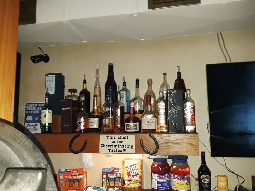 The Hitching Post Bar & Grill | restaurant | 1485 County Rd 419, Chuluota, FL 32766, USA | 4073651387 OR +1 407-365-1387