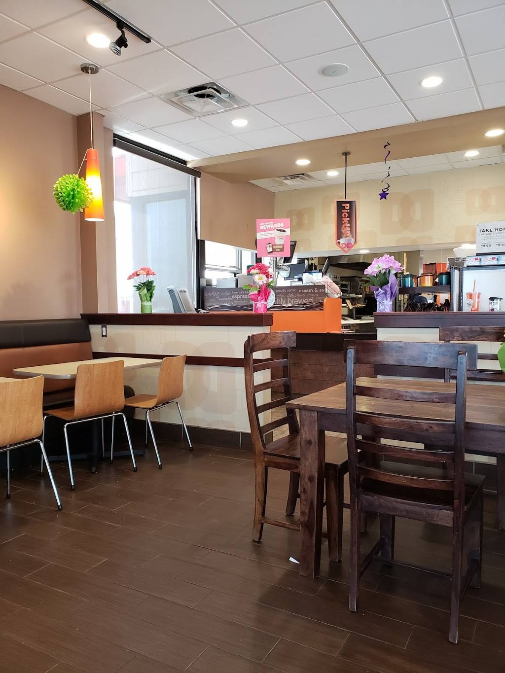 Dunkin | bakery | 4761 North, Tower Rd, Denver, CO 80249, USA | 3033719340 OR +1 303-371-9340