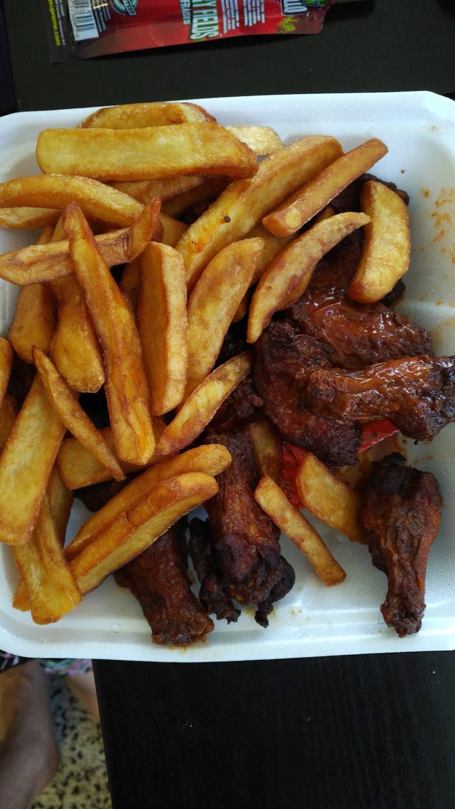 Bistro on Avenue | restaurant | 1988 Avenue Rd, Toronto, ON M5M 4Y4, Canada | 4167831928 OR +1 416-783-1928