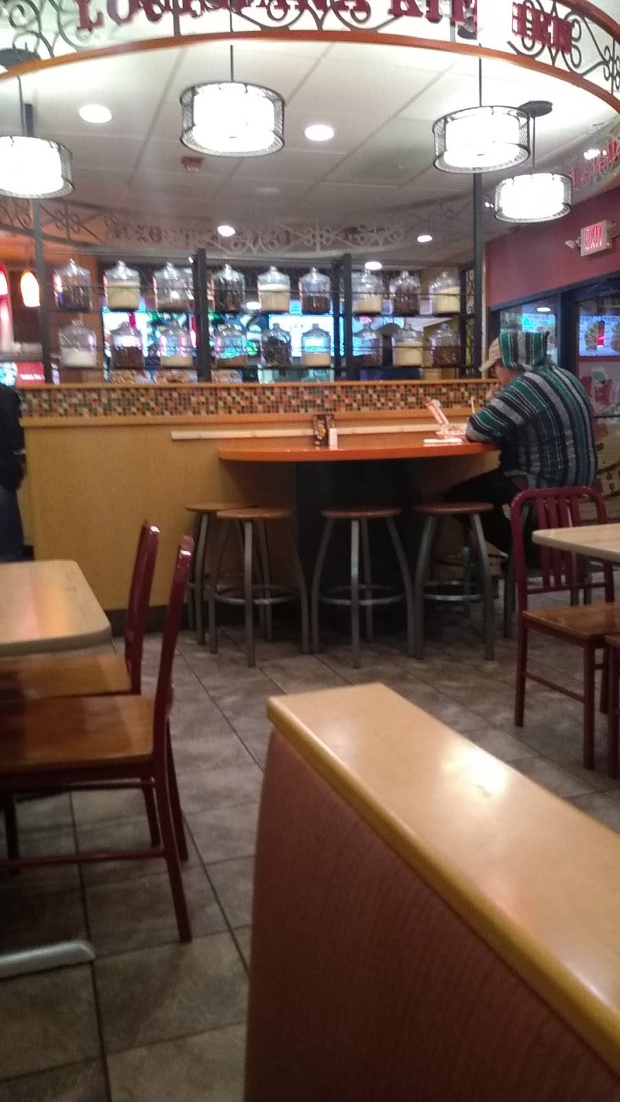 Popeyes Louisiana Kitchen | restaurant | 715 W Norton Ave, Norton Shores, MI 49441, USA | 2317339230 OR +1 231-733-9230