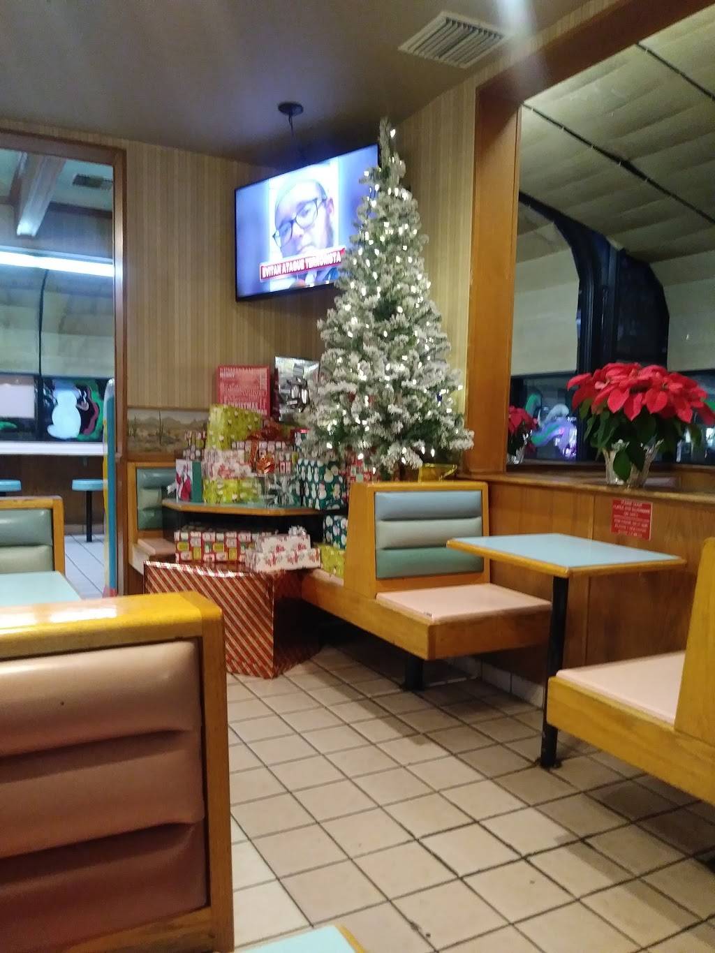 Golden Ox Burgers | restaurant | 10903 Valley Mall, El Monte, CA 91731, USA | 6264430039 OR +1 626-443-0039