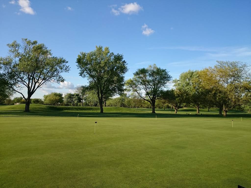 Glenwoodie Golf Club | restaurant | 19301 S State St, Glenwood, IL 60425, USA | 7087581212 OR +1 708-758-1212