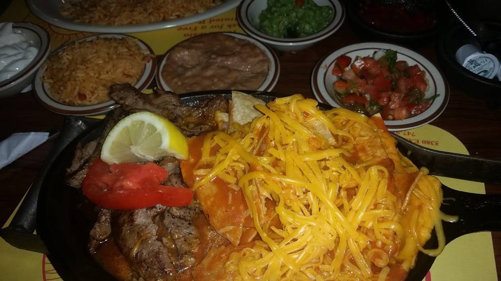 El Molinito | restaurant | 5380 E 22nd St, Tucson, AZ 85711, USA | 5207479162 OR +1 520-747-9162