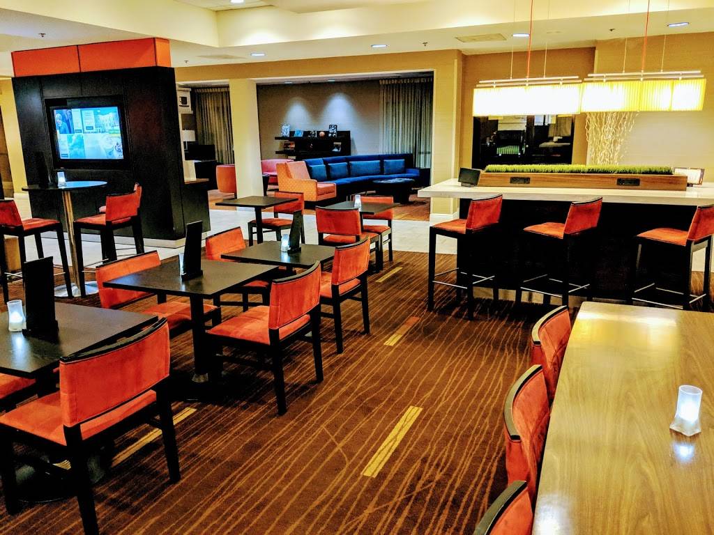 The Bistro – Eat. Drink. Connect.® | restaurant | 6280 Ridgewood Ct Dr, Jackson, MS 39211, USA | 6019569991 OR +1 601-956-9991