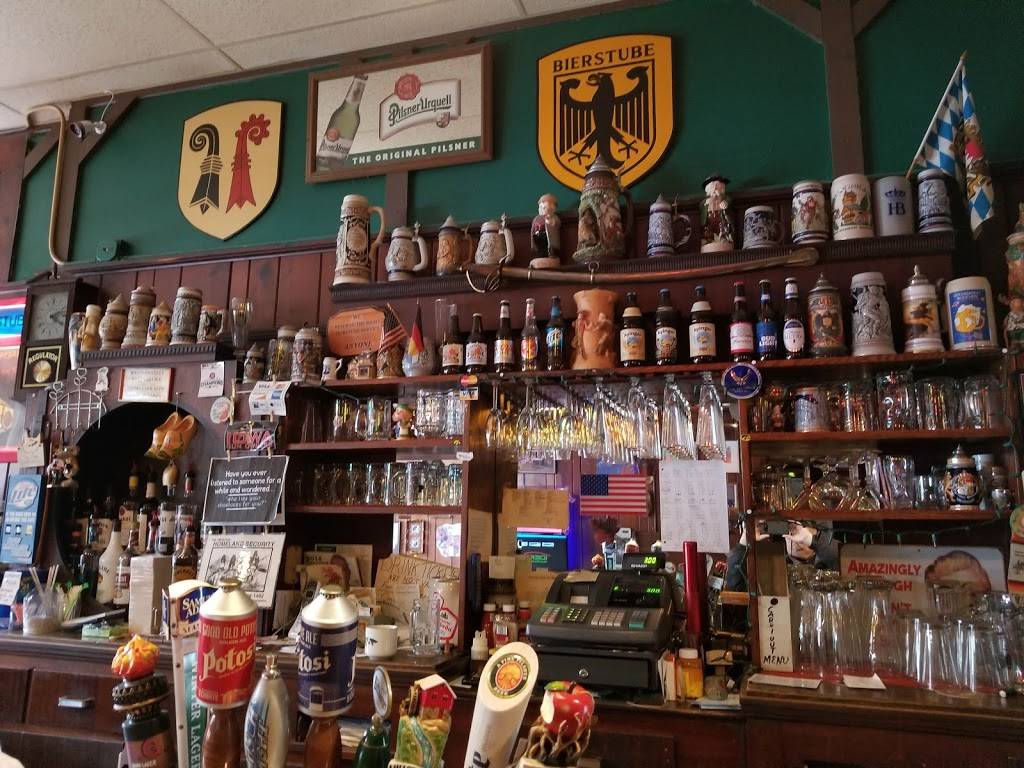 Europa Haus Restaurant and Bier Stube | restaurant | 1301 Rhomberg Ave, Dubuque, IA 52001, USA | 5635880361 OR +1 563-588-0361