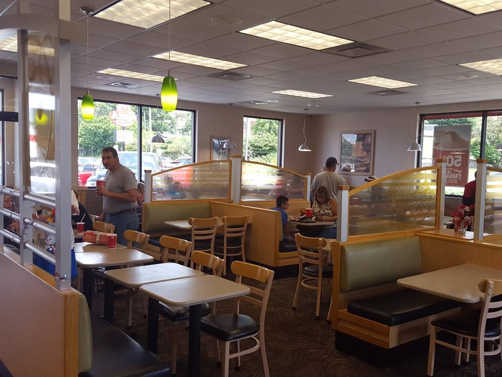 Wendys | restaurant | 1412 4th St NW, New Philadelphia, OH 44663, USA | 3303645991 OR +1 330-364-5991