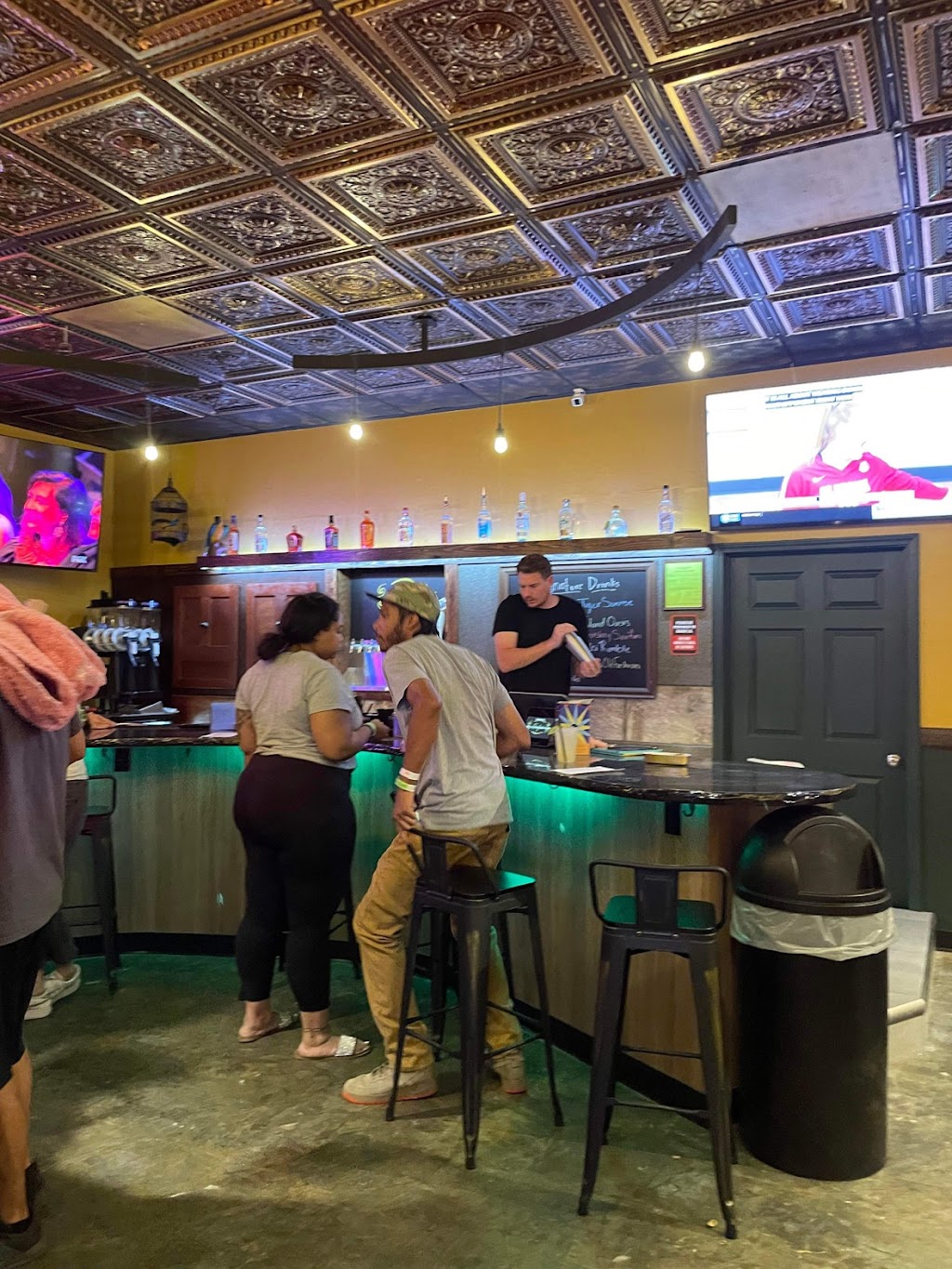 Action Jacks Family Fun & Entertainment | restaurant | 655 Equity Ave, Conway, AR 72032, USA | 5012059440 OR +1 501-205-9440