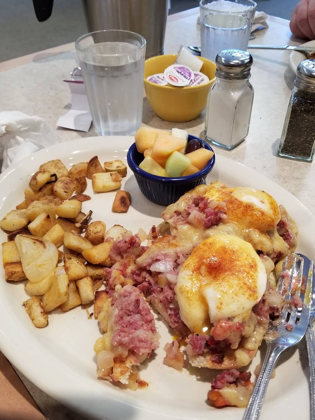 Ronnies Restaurant | restaurant | 12812 W 87th St, Lenexa, KS 66215, USA | 9138318600 OR +1 913-831-8600