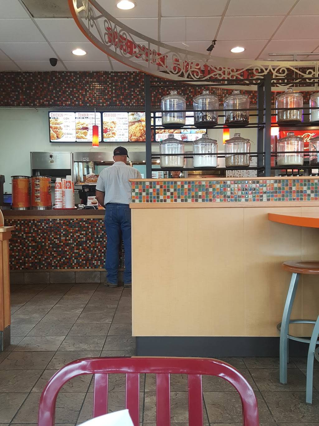 Popeyes Louisiana Kitchen | restaurant | 1153 W Main St, League City, TX 77573, USA | 2813321098 OR +1 281-332-1098