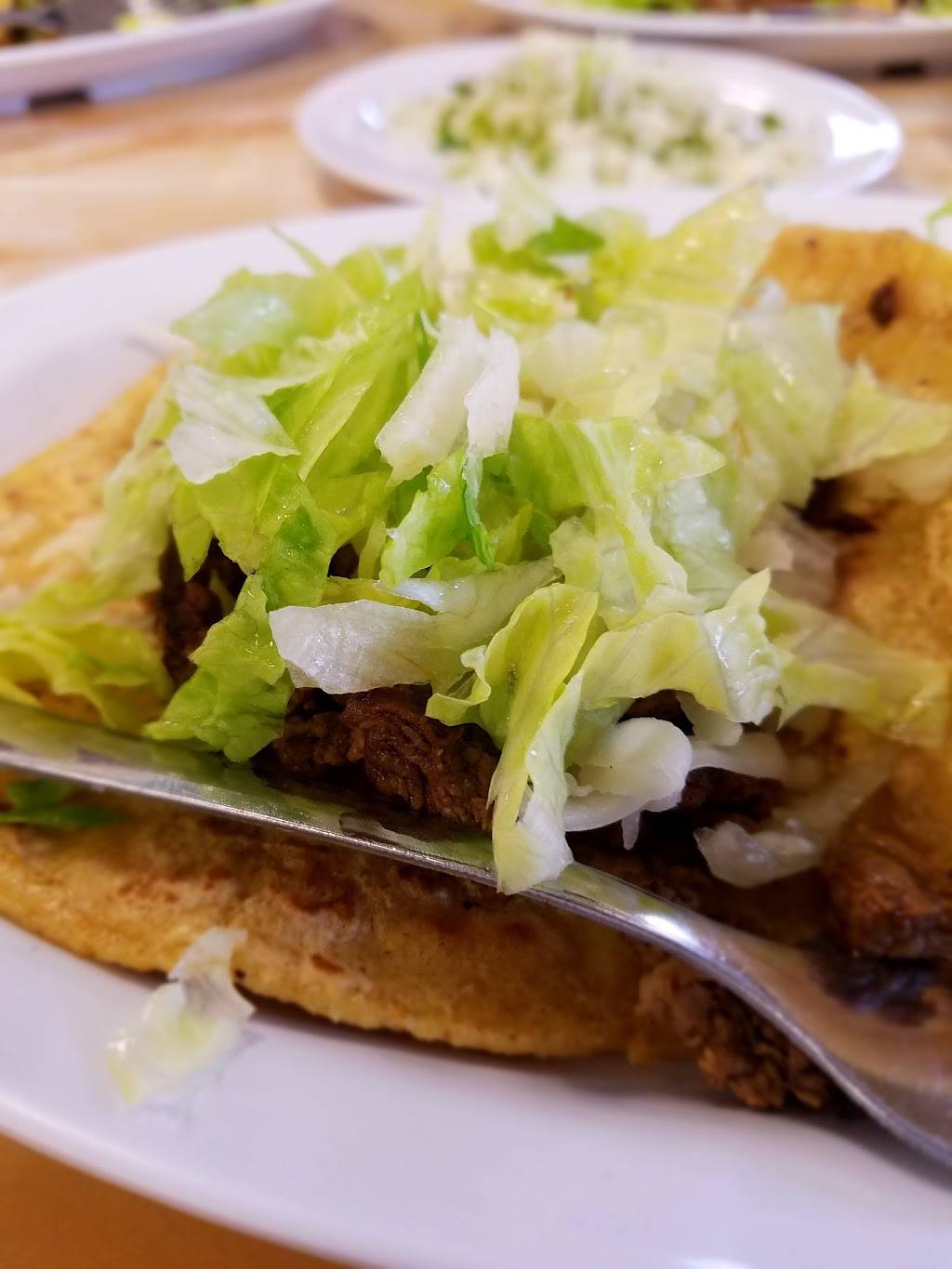 Socorros Mexican Food | restaurant | 10307 Zelzah Ave, Northridge, CA 91326, USA | 8183601527 OR +1 818-360-1527