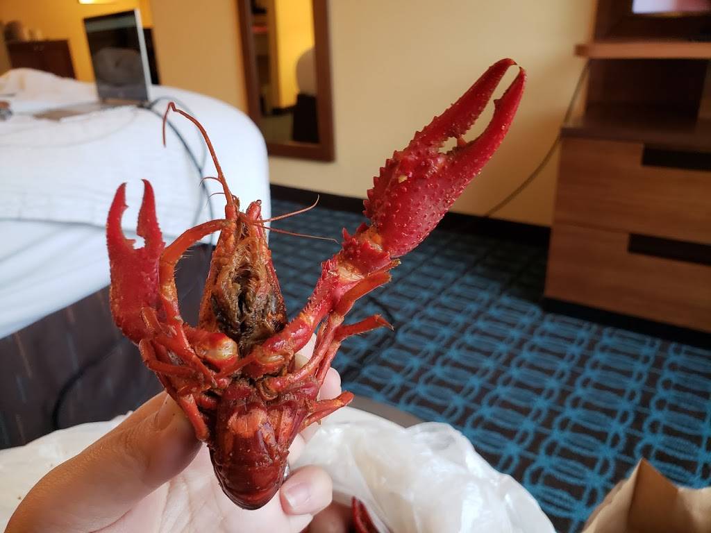 The Crawfish Spot | restaurant | 1899 W Pinhook Rd, Lafayette, LA 70508, USA | 3372378533 OR +1 337-237-8533