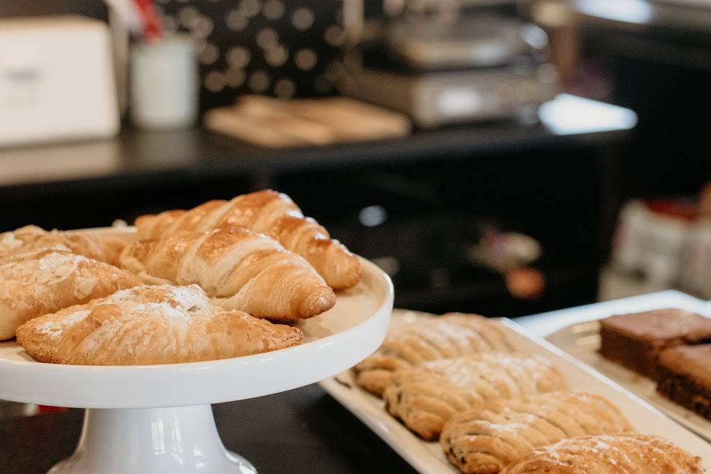 Café des Sentiers - Parc de la Gatineau | cafe | 397 Boulevard de la Cité-des-Jeunes, Gatineau, QC J8Z 3P9, Canada | 8195985863 OR +1 819-598-5863