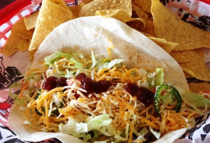 Tijuana Flats | restaurant | Lakewood Shopping Center 5635 San Jose Boulevard &, University Blvd W, Jacksonville, FL 32207, USA | 9047379938 OR +1 904-737-9938