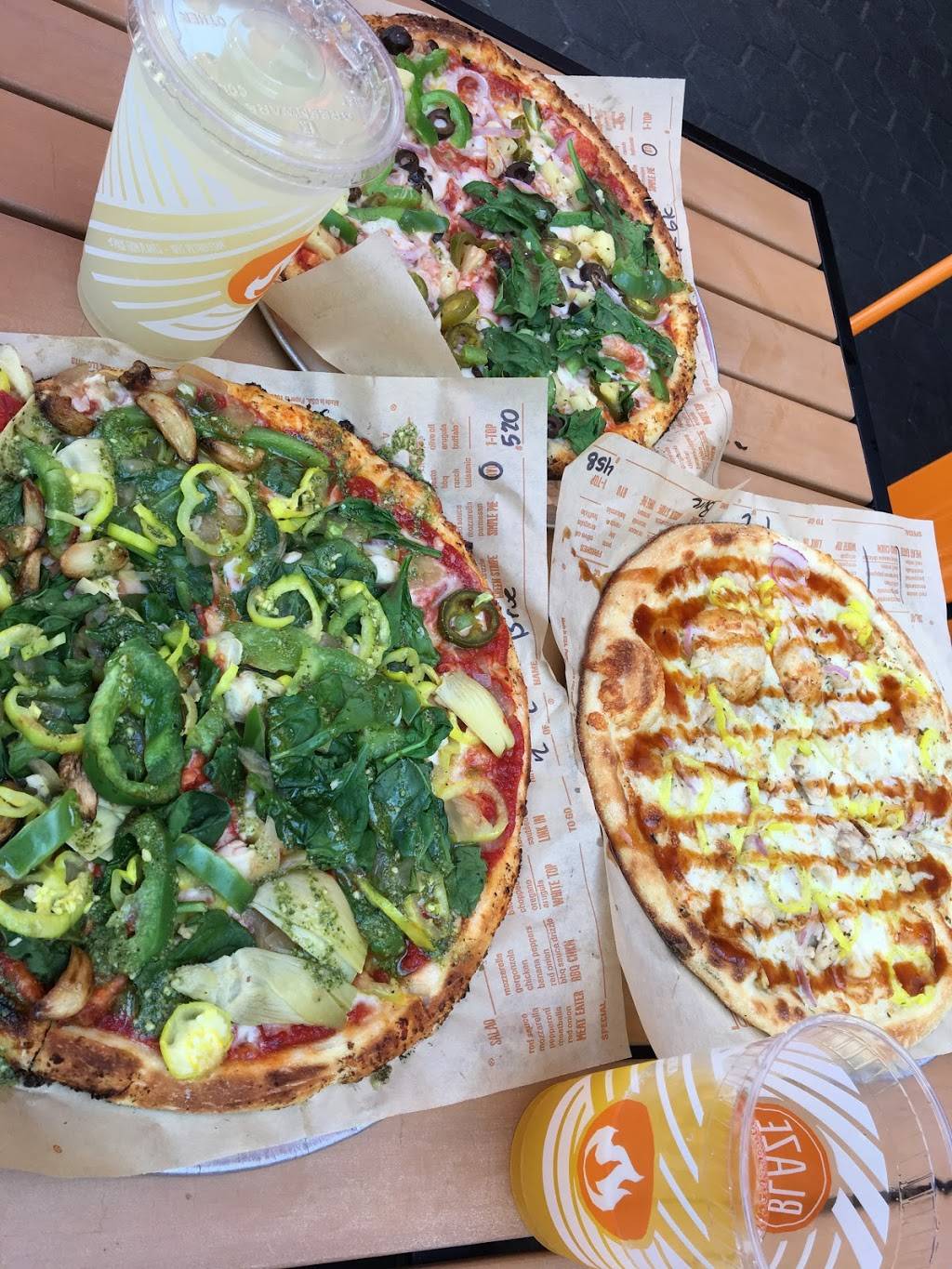 Blaze Pizza | meal takeaway | 1000 Universal Studios Blvd, Universal City, CA 91608, USA | 8182931673 OR +1 818-293-1673