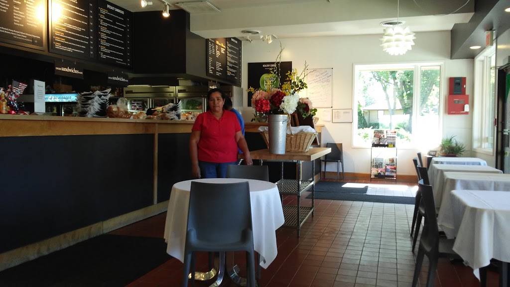 Palmers Deli & Market | restaurant | 3719 86th St, Urbandale, IA 50322, USA | 5152706561 OR +1 515-270-6561