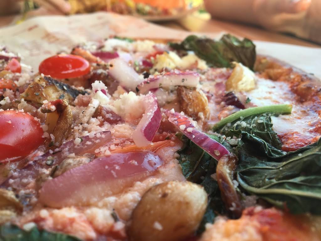 Blaze Pizza | meal takeaway | 1024 Market Center Drive, Morrisville, NC 27560, USA | 9192615941 OR +1 919-261-5941