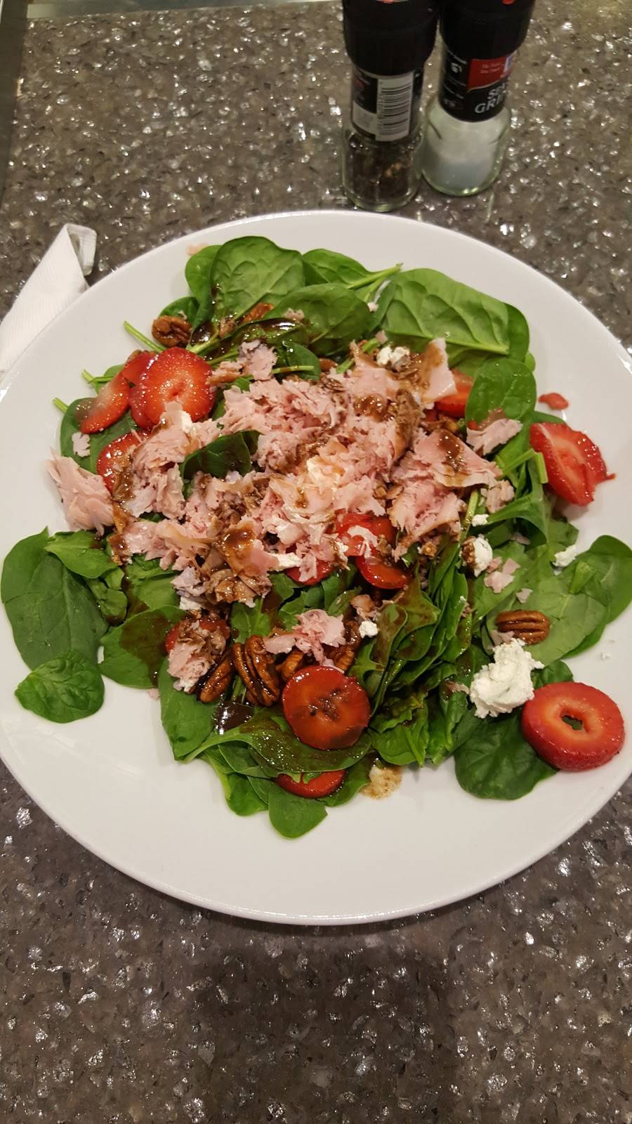 3rd Bar Eating House | restaurant | 3950 S Terminal Rd, Houston, TX 77032, USA | 2817676184 OR +1 281-767-6184